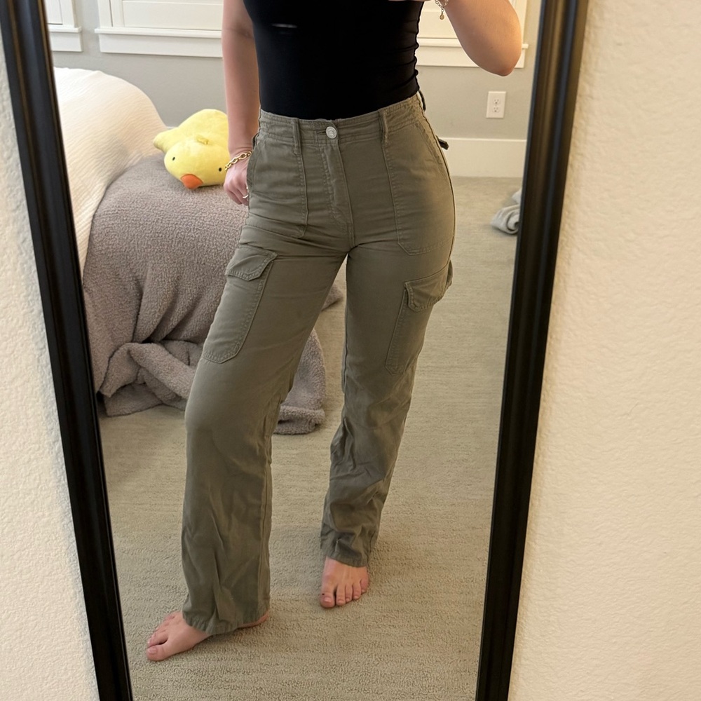 Green cargo wide leg pants